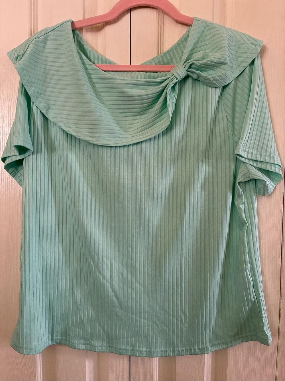 Women’s Mint Green Short Sleeve Blouse with Draped Knot Collar